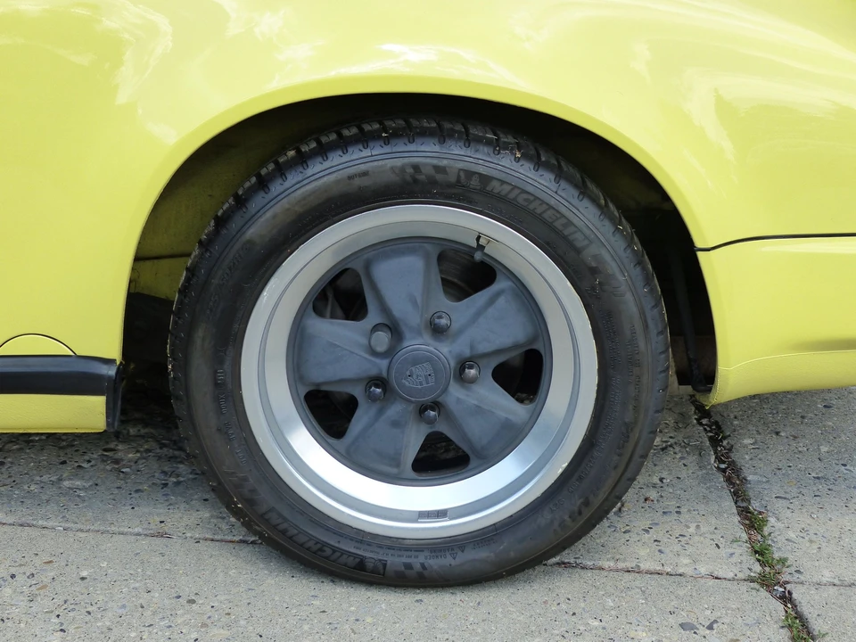 1987 Porsche 911 Carrera 3.2 - Image 9 of 10