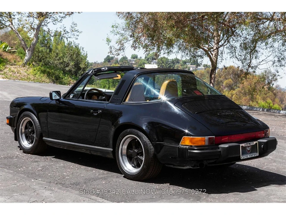 1987 Porsche 911 Carrera 3.2 - Image 6 of 31