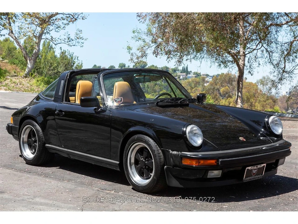 1987 Porsche 911 Carrera 3.2 - Image 2 of 31
