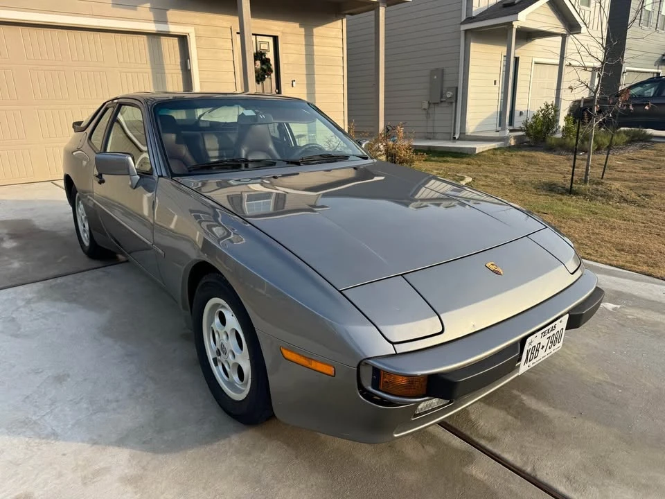 1987 Porsche 944 - Image 2 of 18