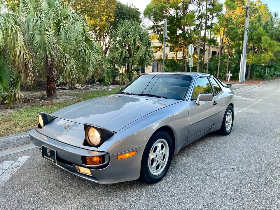 1987 Porsche 944 - Image 3 of 11