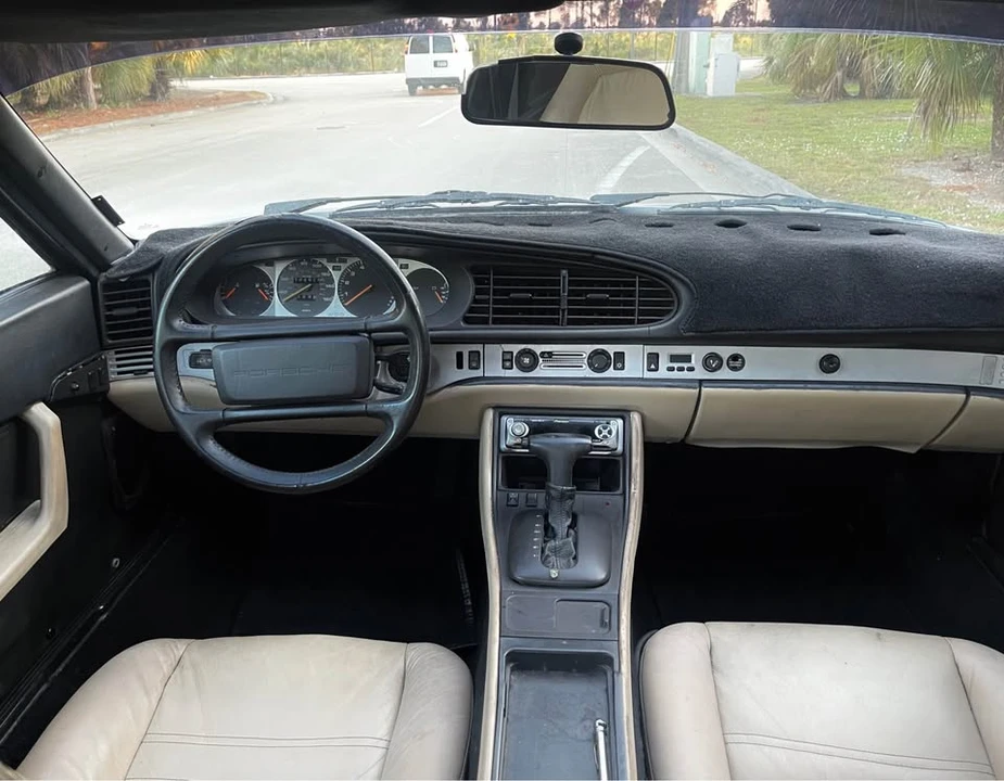 1987 Porsche 944 - Image 9 of 11