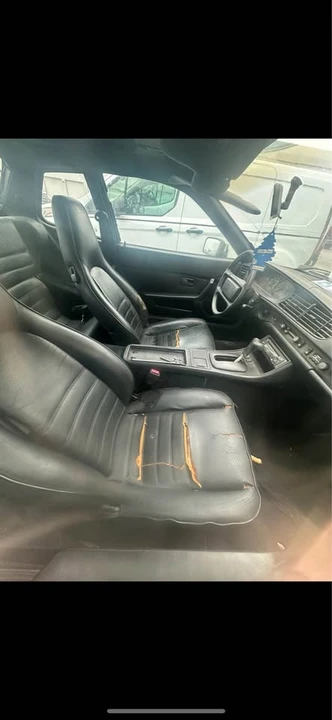 1987 Porsche 944 - Image 5 of 5