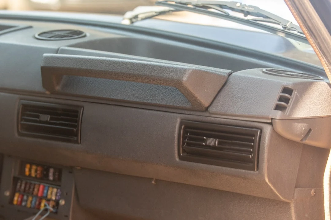 1987 Land Rover Range Rover Classic - Image 28 of 30