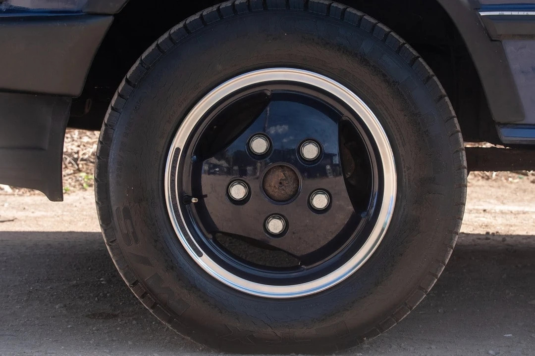1987 Land Rover Range Rover Classic - Image 18 of 30