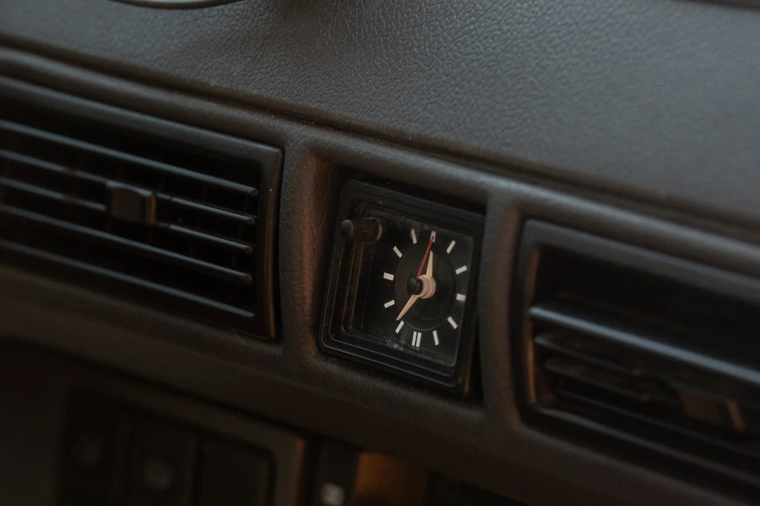 1987 Land Rover Range Rover Classic - Image 27 of 30