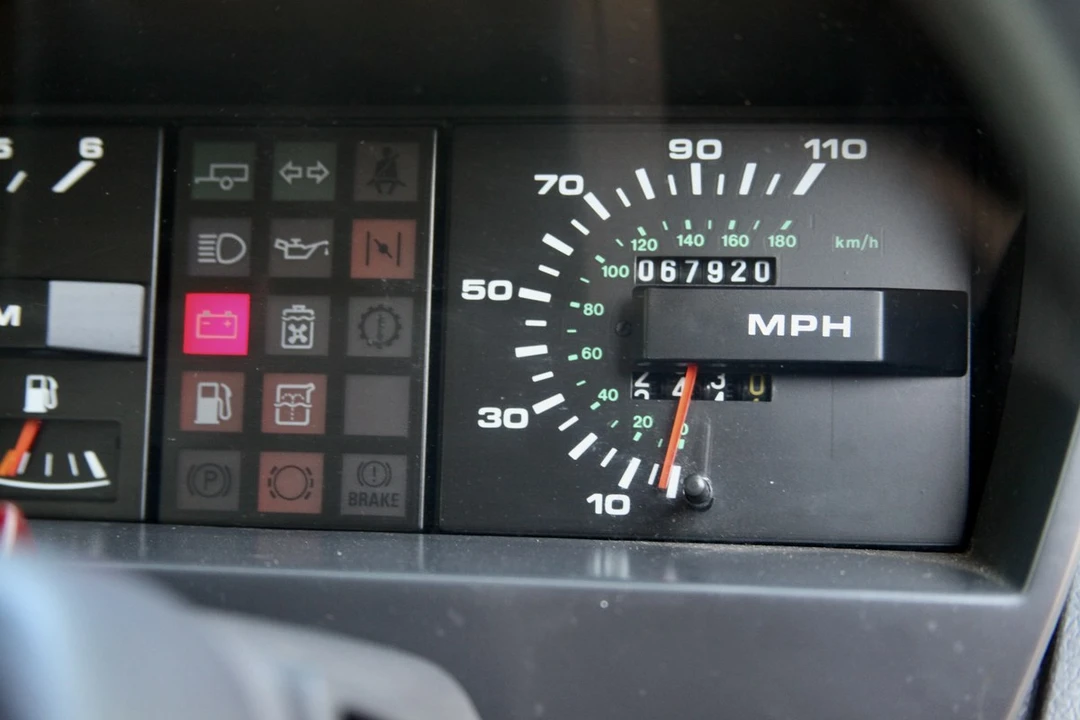1987 Land Rover Range Rover Classic - Image 27 of 30