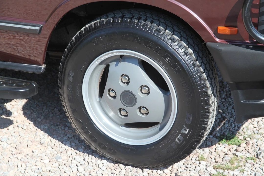 1987 Land Rover Range Rover Classic - Image 12 of 30