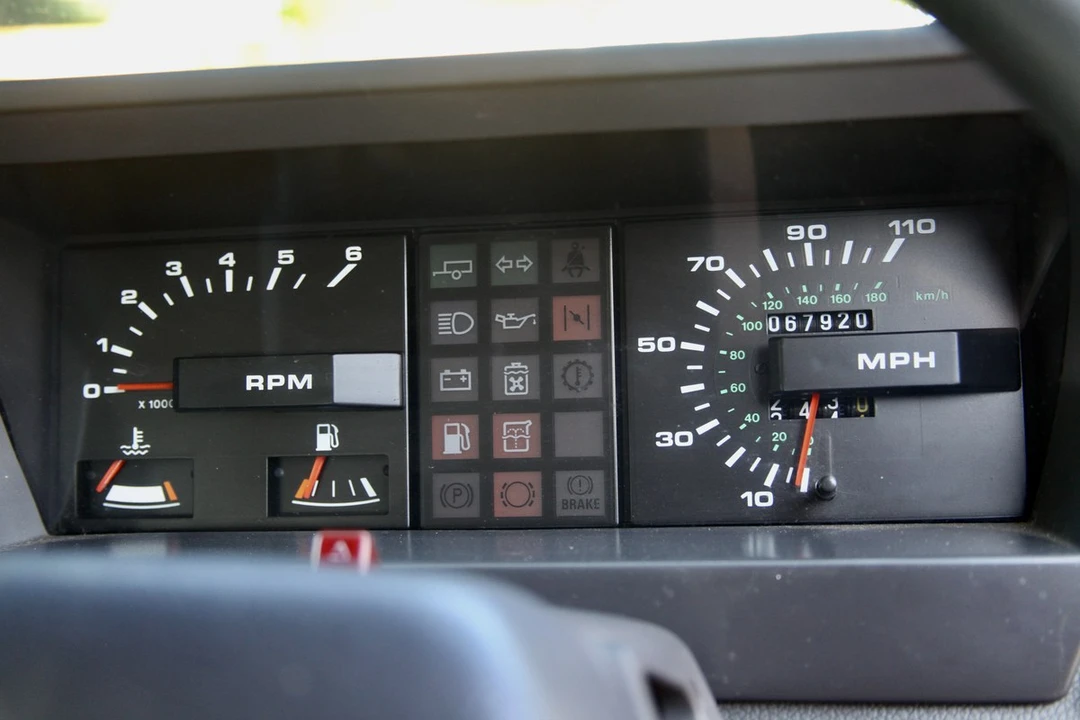 1987 Land Rover Range Rover Classic - Image 28 of 30