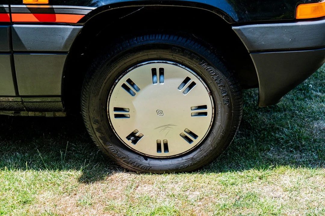 1987 Renault 5 - Image 12 of 30