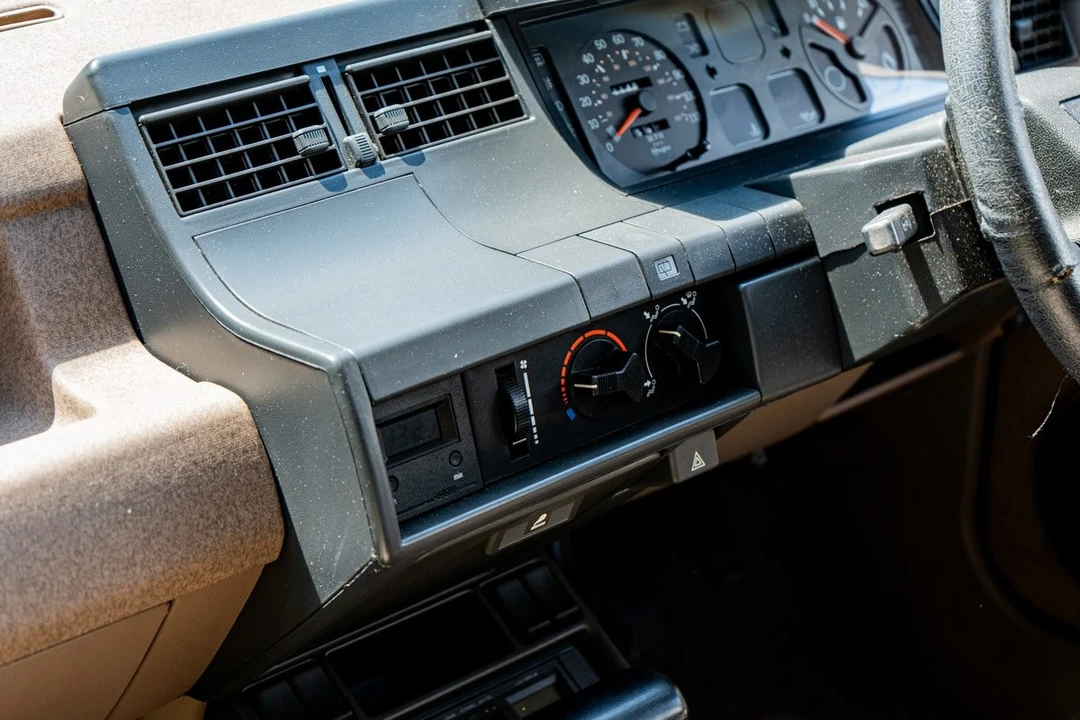1987 Renault 5 - Image 21 of 30