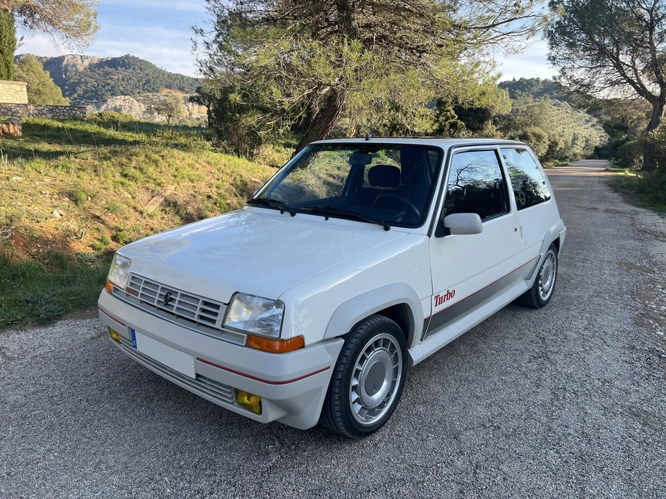 1989 Renault 5 GT Turbo - Image 15 of 31
