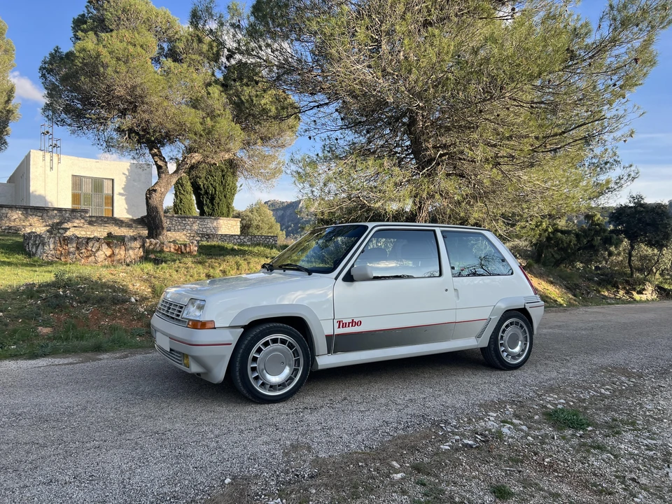 1989 Renault 5 GT Turbo - Image 24 of 31