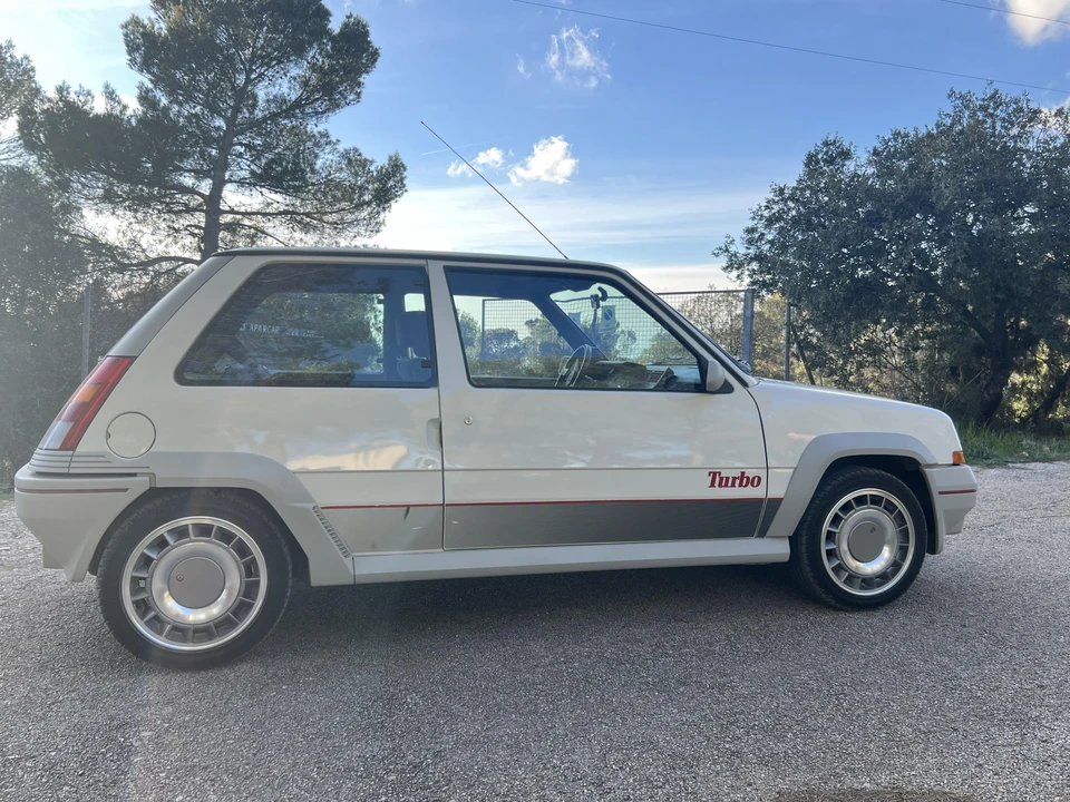 1989 Renault 5 GT Turbo - Image 4 of 31