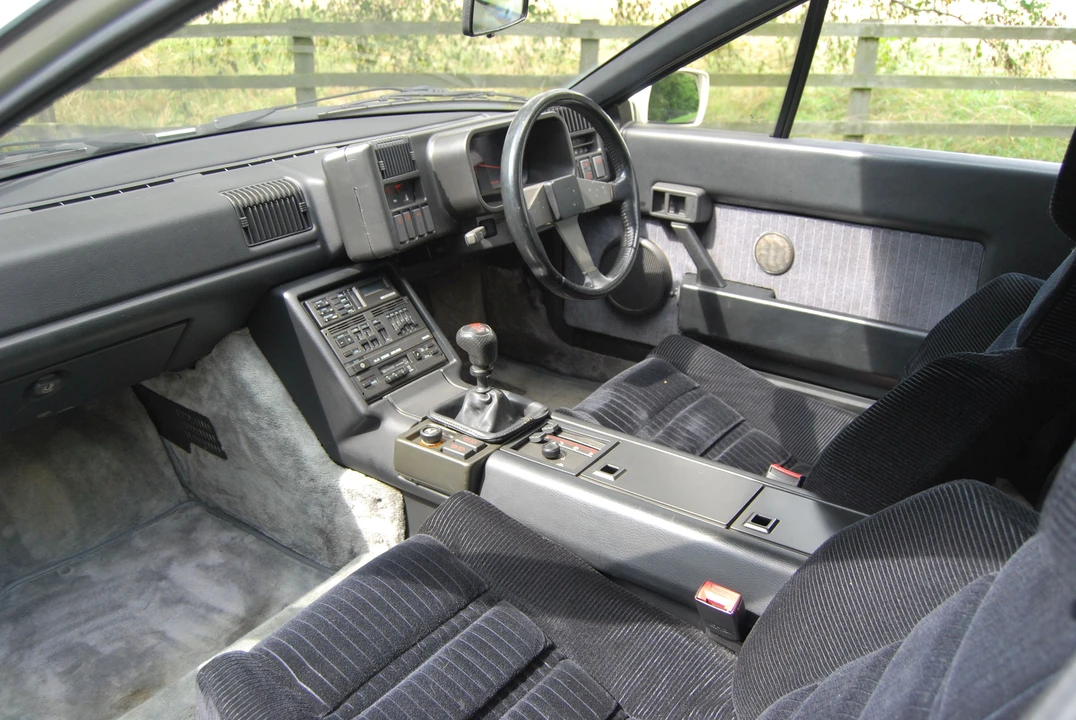 1987 Renault - Image 5 of 9