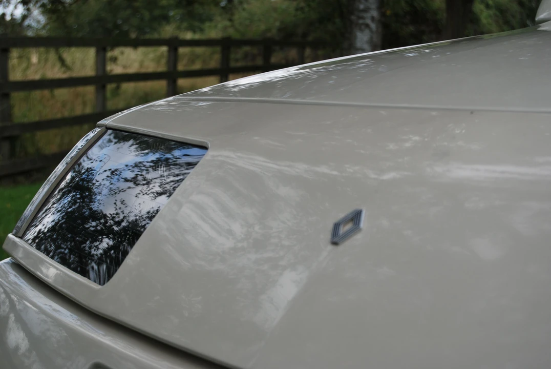 1987 Renault - Image 4 of 9