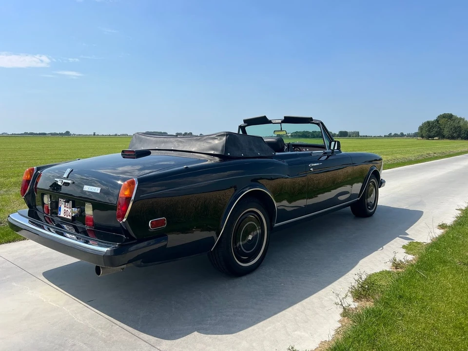 1987 Rolls-Royce Corniche Series II - Image 8 of 30