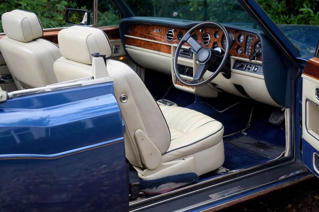 1987 Rolls-Royce Corniche Series II - Image 29 of 30