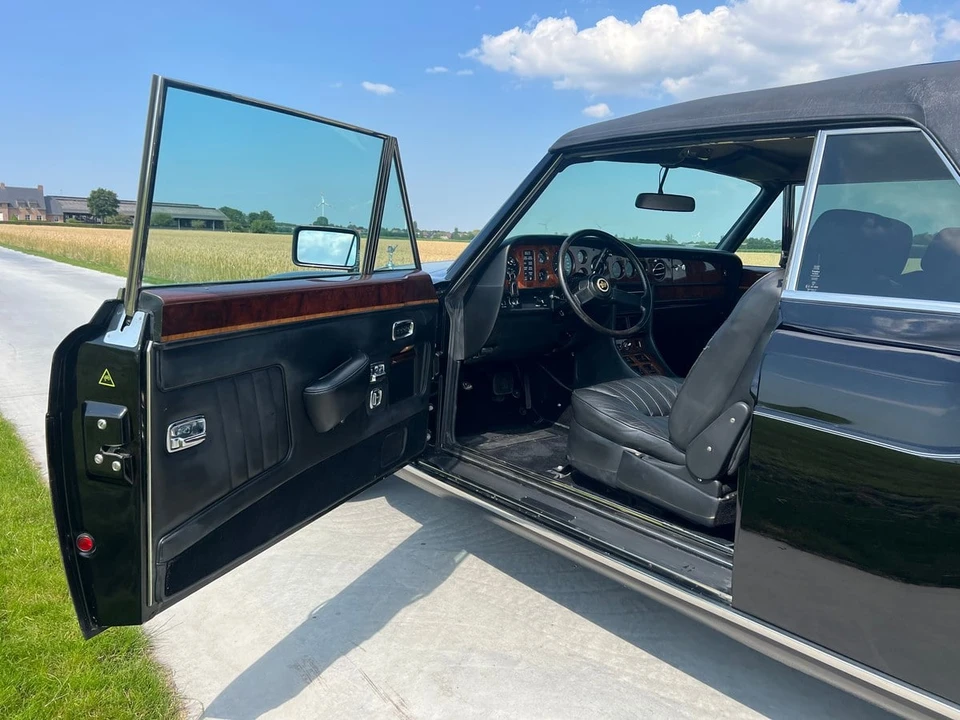 1987 Rolls-Royce Corniche Series II - Image 24 of 30
