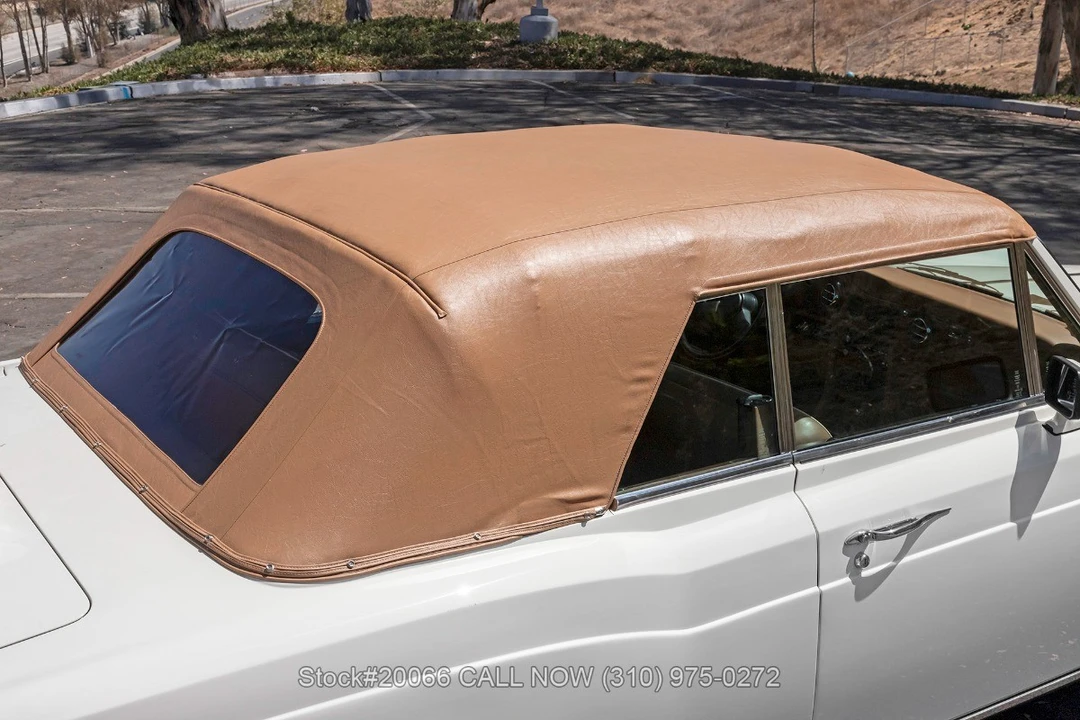 1987 Rolls-Royce Corniche Series II - Image 17 of 31