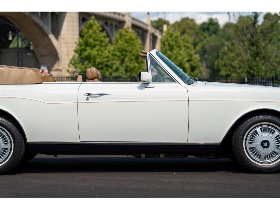 1987 Rolls-Royce Corniche Series II - Image 7 of 29