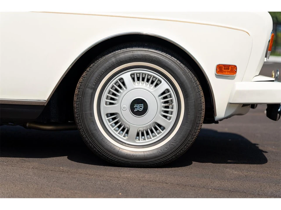 1987 Rolls-Royce Corniche Series II - Image 9 of 29