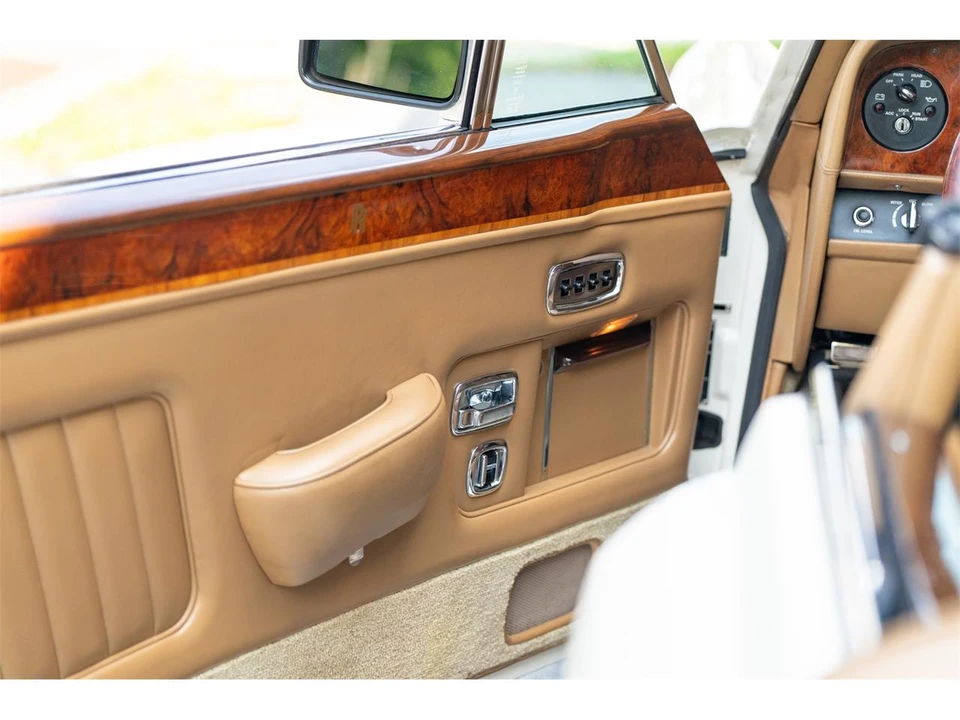 1987 Rolls-Royce Corniche Series II - Image 20 of 29
