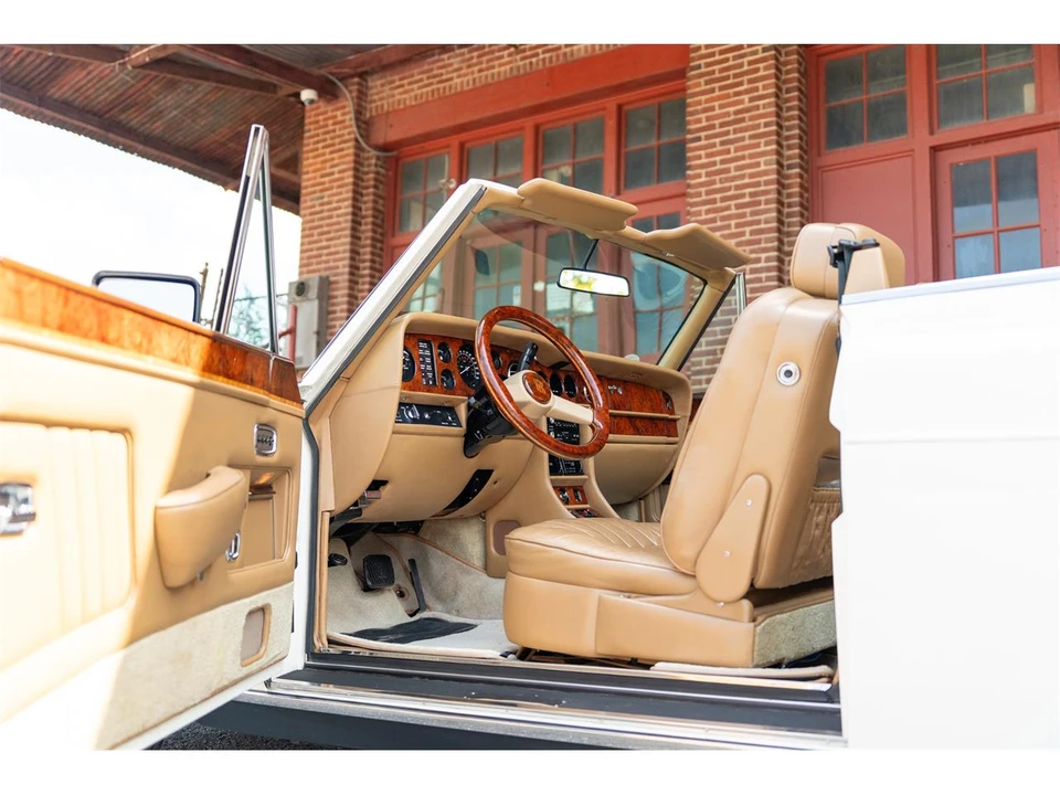 1987 Rolls-Royce Corniche Series II - Image 16 of 29