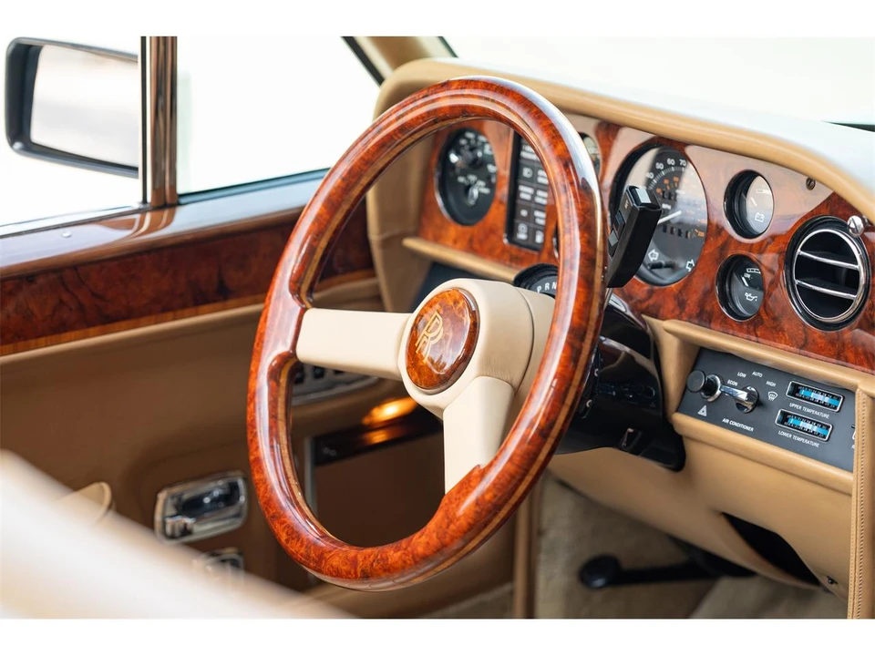 1987 Rolls-Royce Corniche Series II - Image 17 of 29