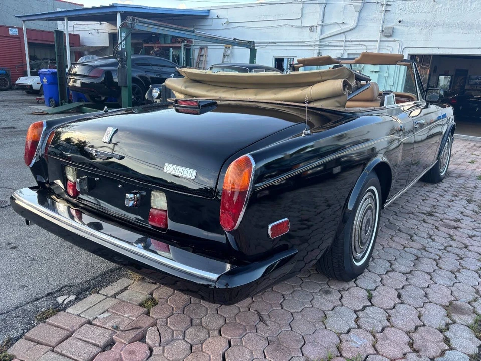 1987 Rolls-Royce Corniche Series II - Image 8 of 21