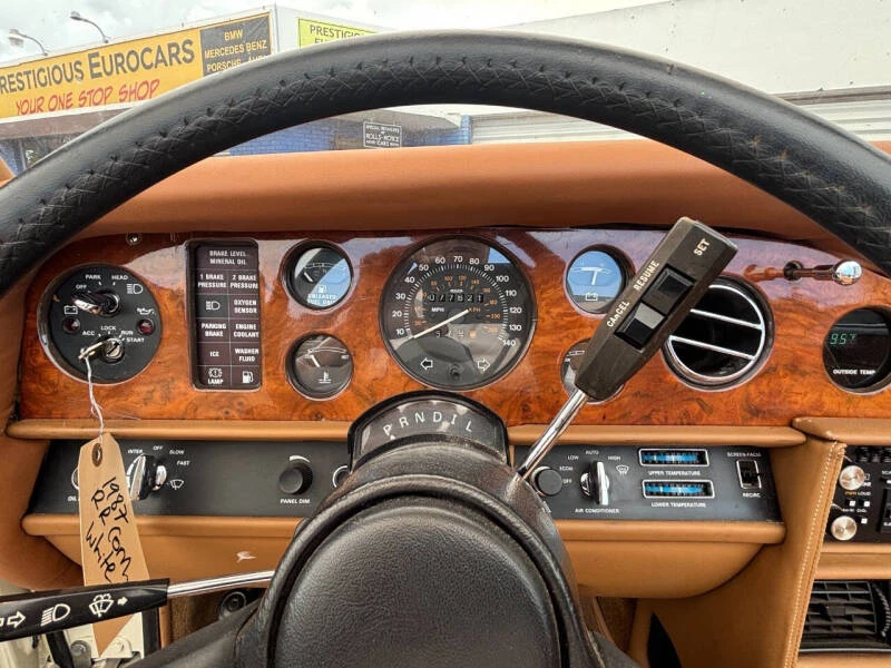 1987 Rolls-Royce Corniche - Image 12 of 19
