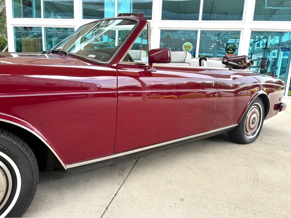 1987 Rolls-Royce Corniche Series I - Image 13 of 31