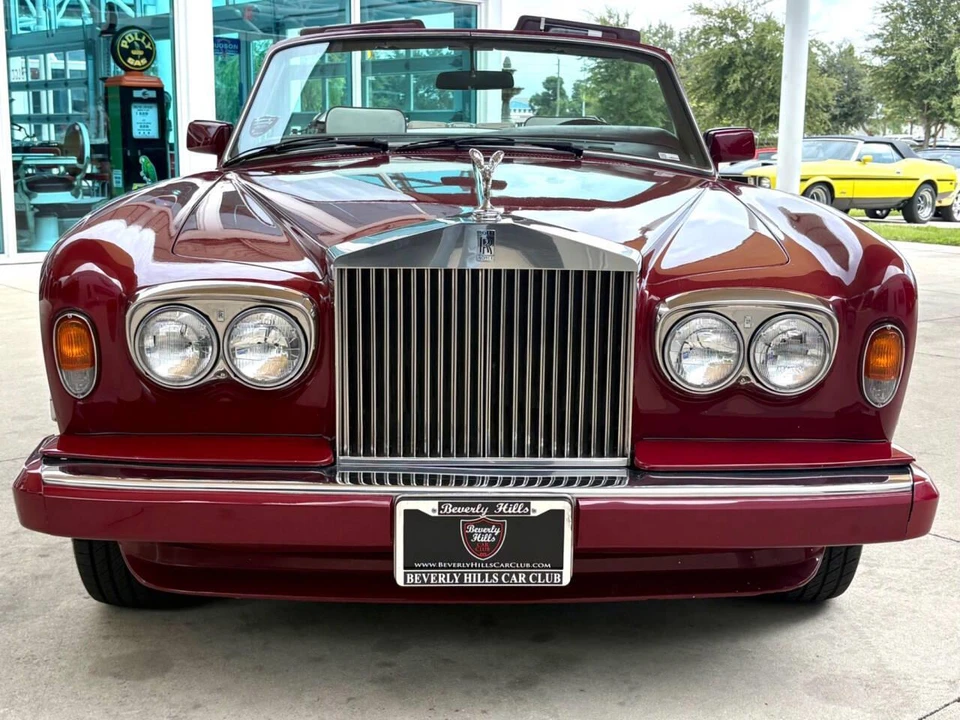 1987 Rolls-Royce Corniche Series I - Image 2 of 31