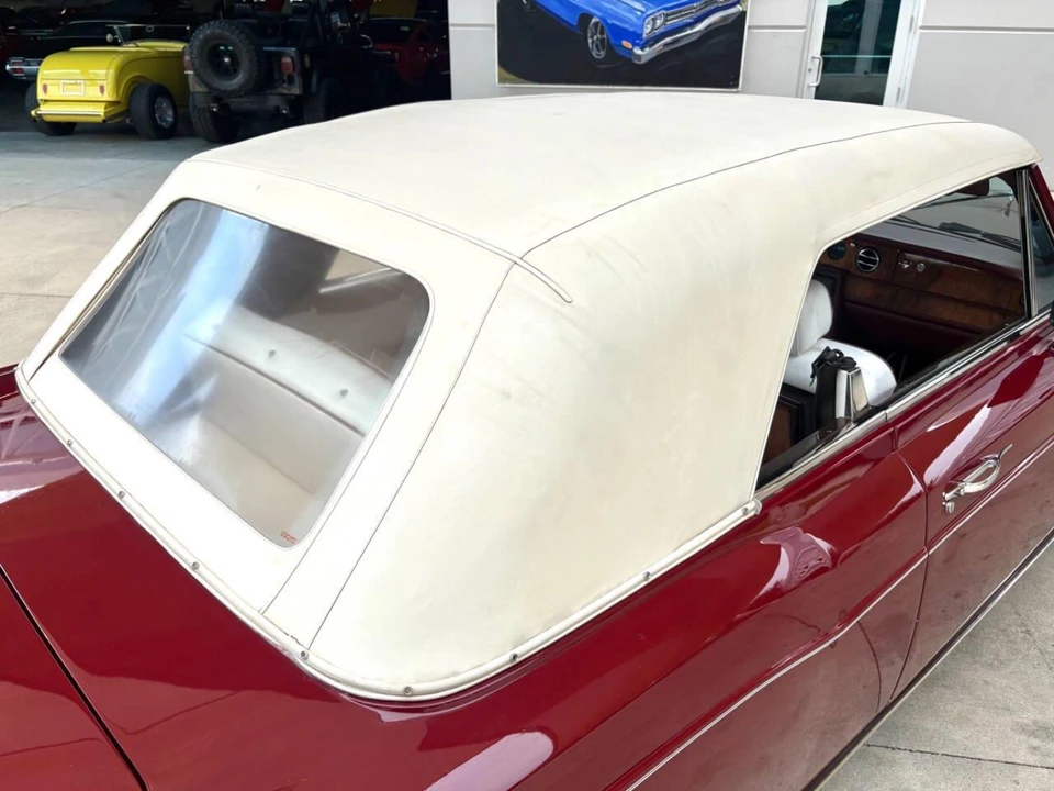 1987 Rolls-Royce Corniche Series I - Image 26 of 31