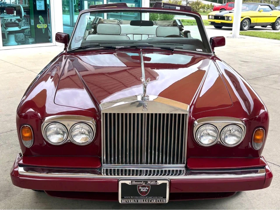 1987 Rolls-Royce Corniche Series I - Image 3 of 31