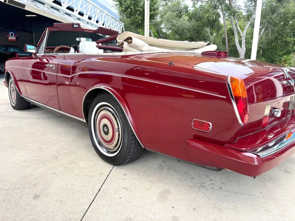 1987 Rolls-Royce Corniche Series I - Image 15 of 31