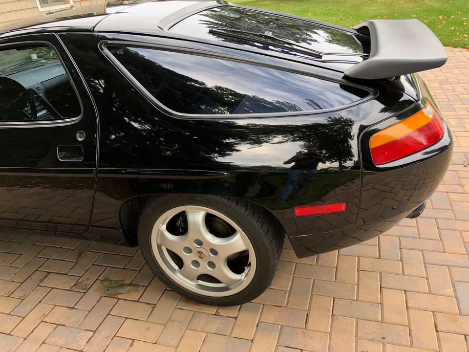 1987 Porsche 928 S4 - Image 8 of 31