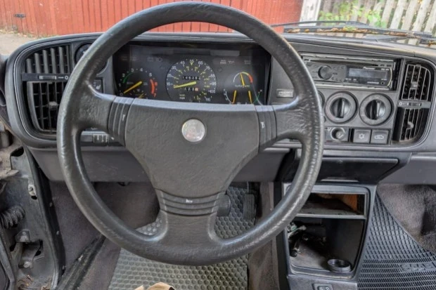 1987 Saab 900 SPG 1st Gen - Image 5 of 9