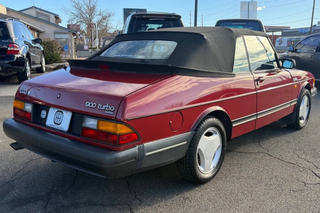 1987 Saab 900 Turbo 1st Gen - Image 2 of 7