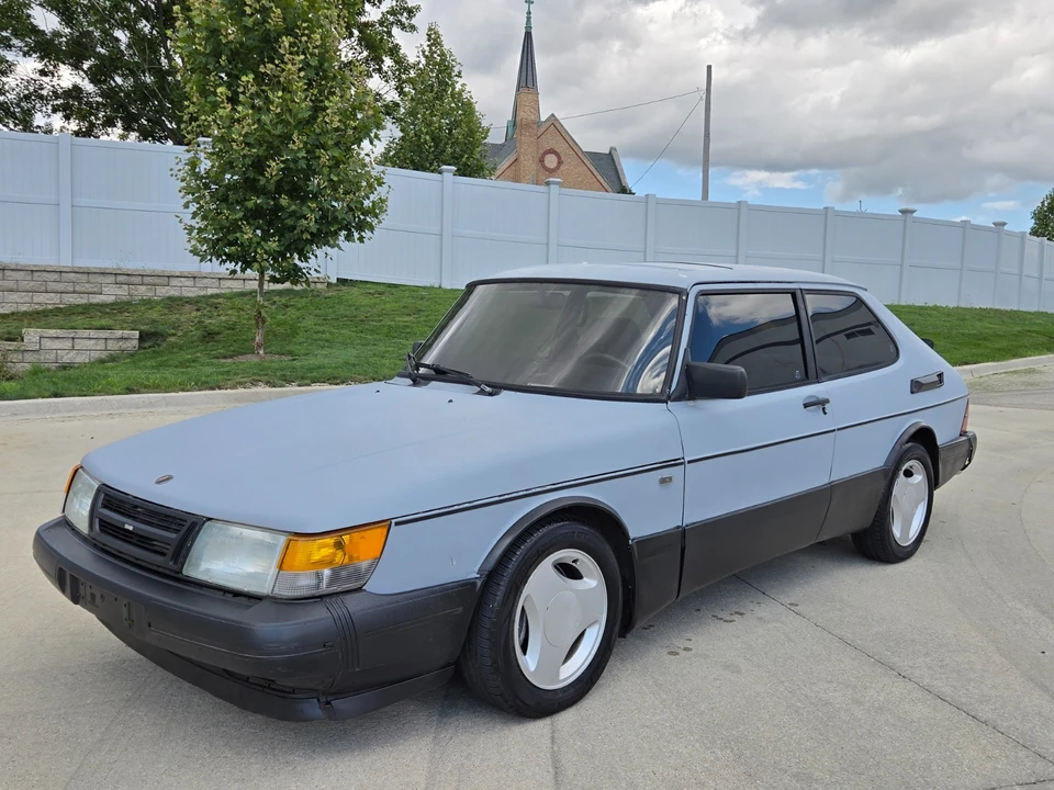 1987 Saab 900 1st Gen - Image 2 of 31