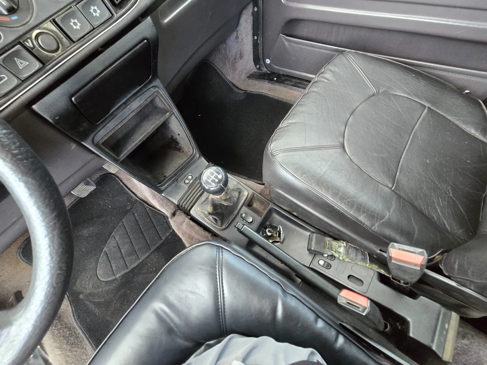 1987 Saab 900 1st Gen - Image 29 of 31