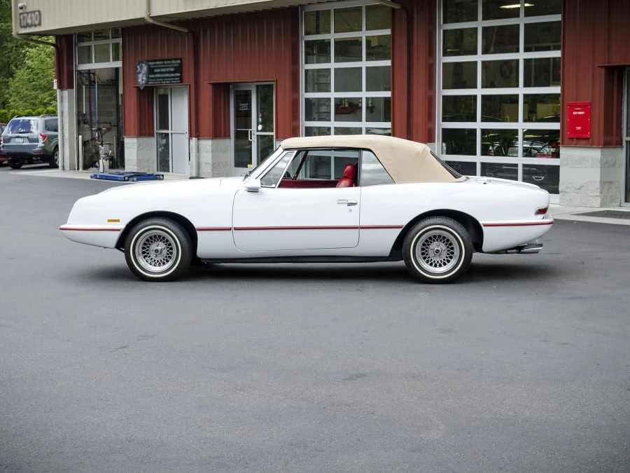 1987 Studebaker Avanti - Image 2 of 8
