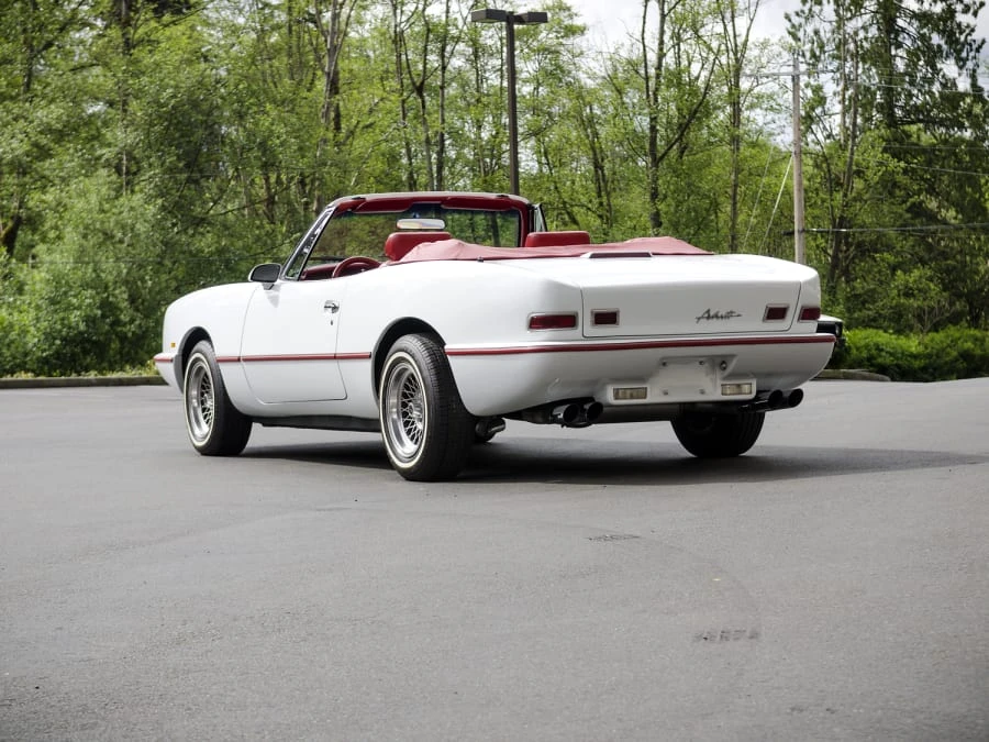 1987 Studebaker Avanti - Image 3 of 8