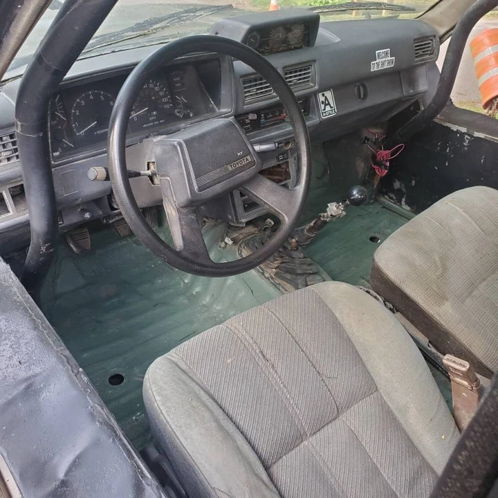 1987 Toyota 4Runner 1st Gen - Image 9 of 16