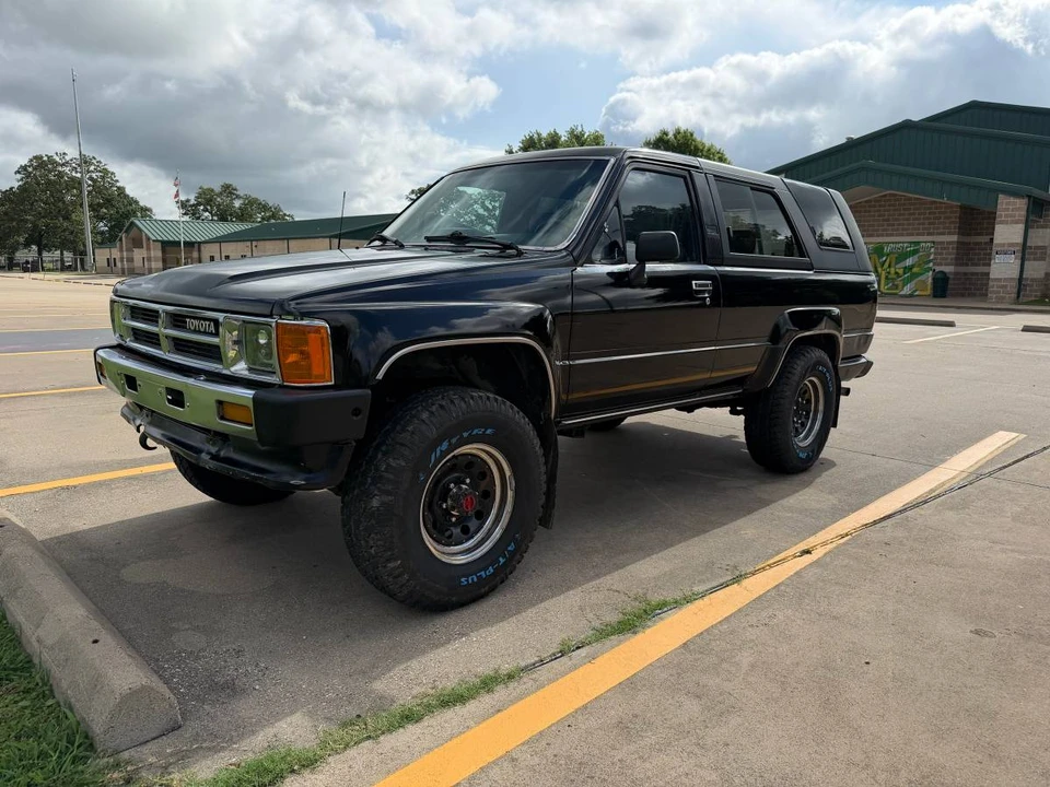 1987 Toyota 4Runner - Image 8 of 18
