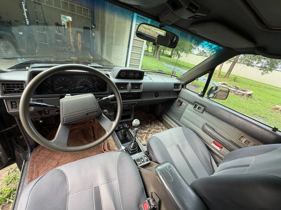 1987 Toyota 4Runner - Image 15 of 18