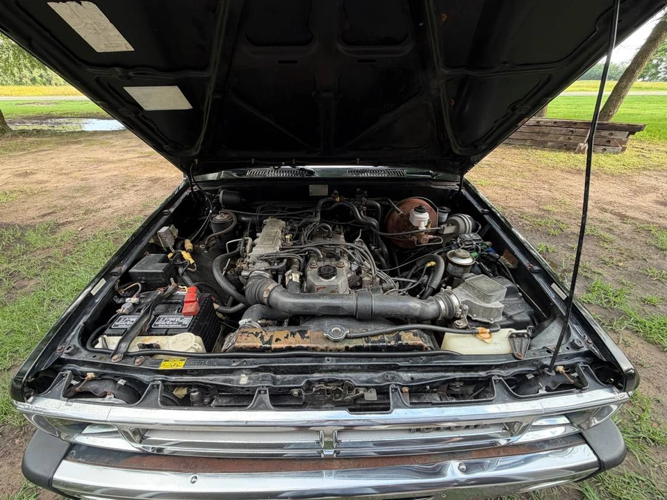 1987 Toyota 4Runner - Image 10 of 18