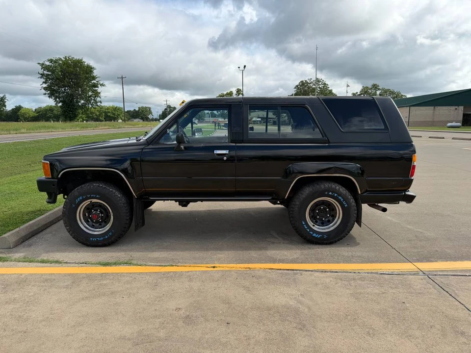 1987 Toyota 4Runner - Image 7 of 18
