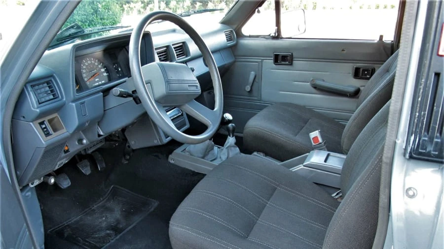 1987 Toyota 4Runner 1st Gen - Image 5 of 13