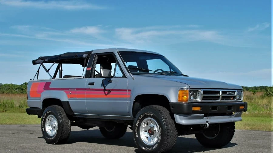 1987 Toyota 4Runner 1st Gen - Image 13 of 13